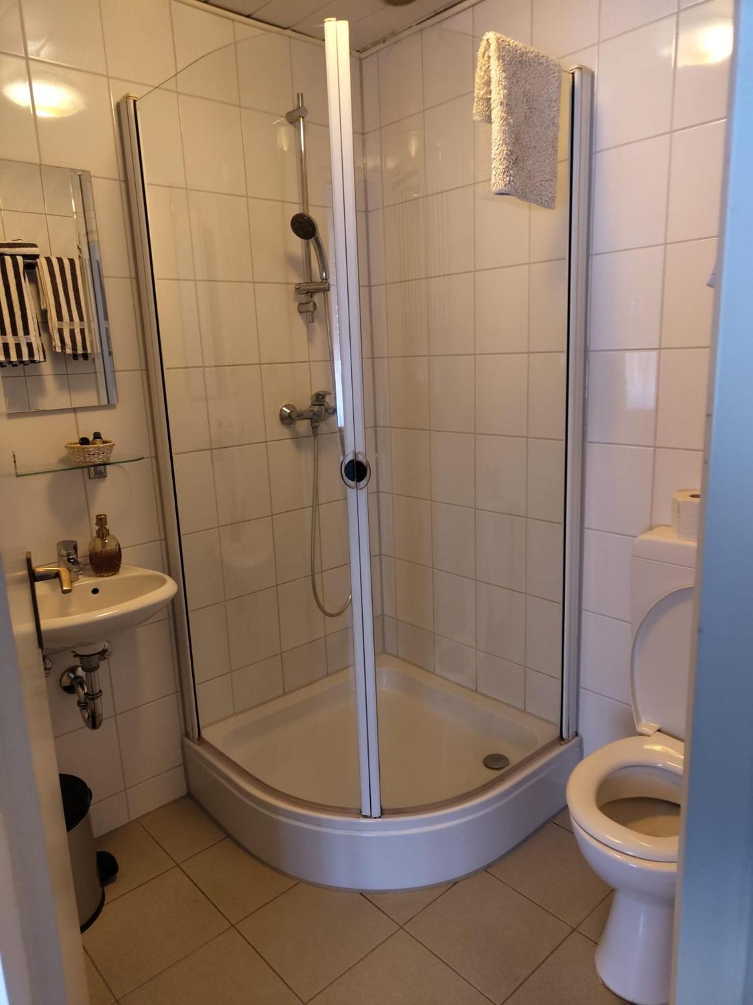 Guesthouse - Weeze Rooms Eksteriør bilde